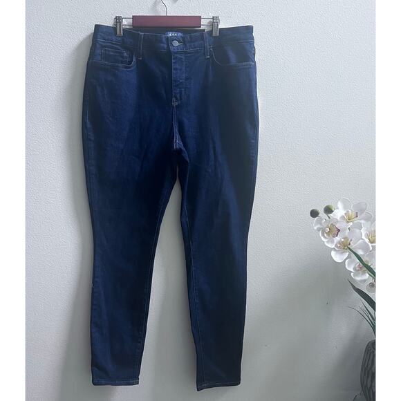 NWT NYDJ Blue Skinny Slim Fit Ultra High Rise Jeans Dark Wash Women's 12 - Picture 1 of 7